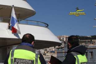 yacht in campania non dichiarati al fisco