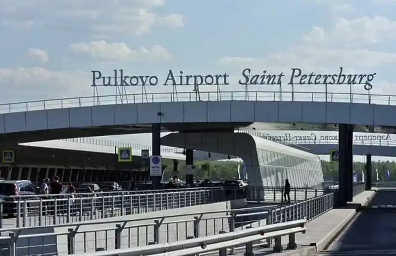 aeroporto san pietroburgo 