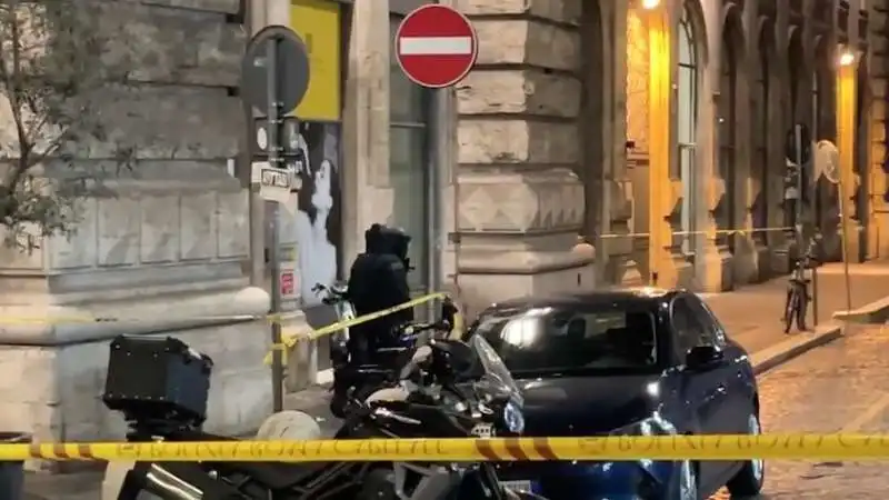 ALLARME BOMBA VICINO A PALAZZO CHIGI 