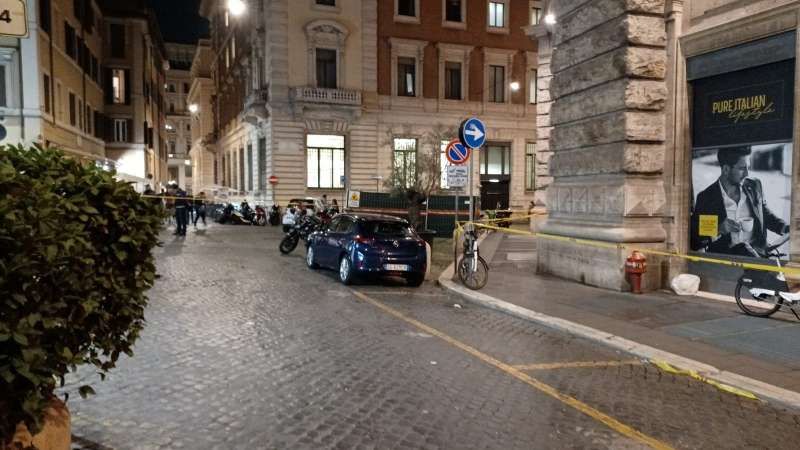 ALLARME BOMBA VICINO A PALAZZO CHIGI