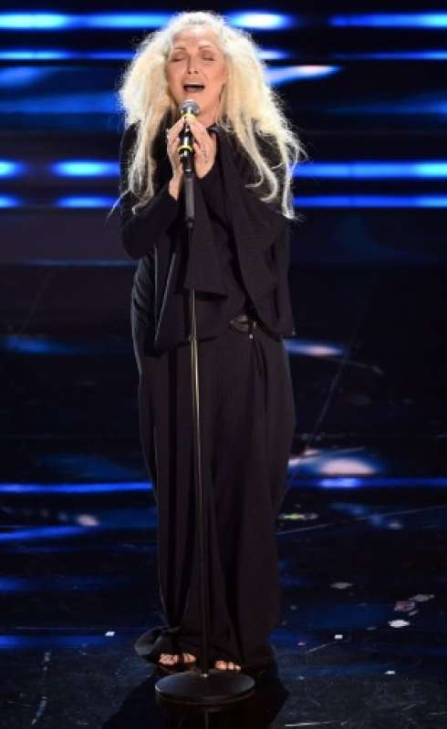 anna oxa a sanremo 1