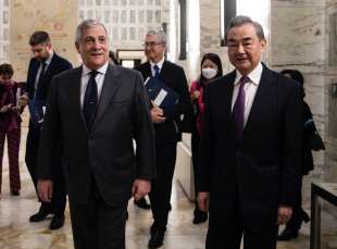 antonio tajani wang yi