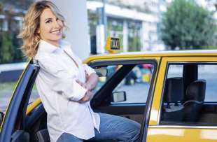 barbara d'urso taxi a 2 piazze