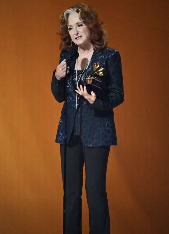 bonnie raitt grammy 2023 1