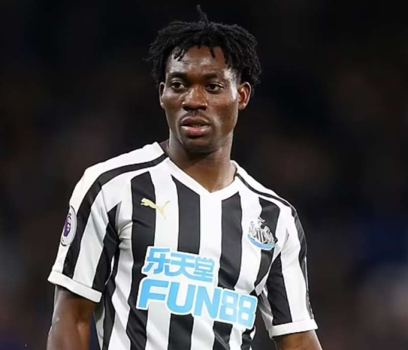 CHRISTIAN ATSU QUANDO GIOCAVA NEL NEWCASTLE