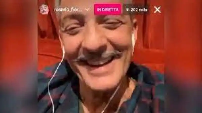 diretta di fiorello finale sanremo 1