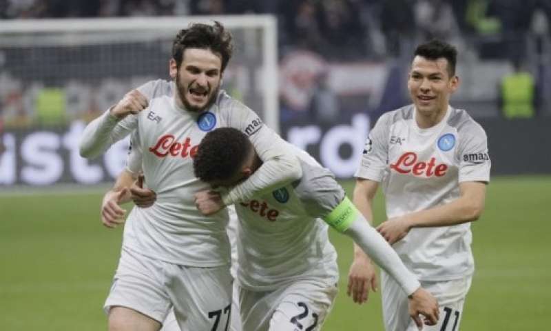 eintracht napoli 2