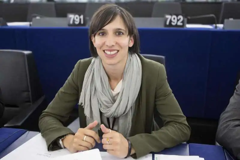 elly schlein al parlamento europeo 