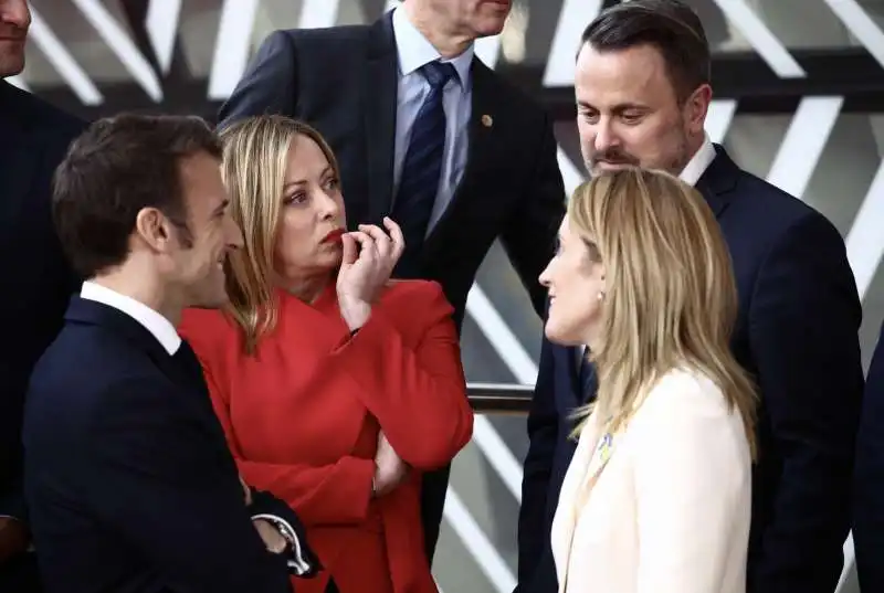 emmanuel macron giorgia meloni xavier bettel roberta metsola  