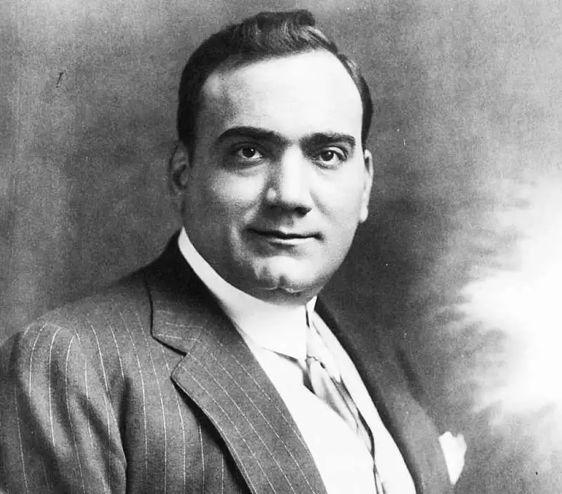 enrico caruso 4