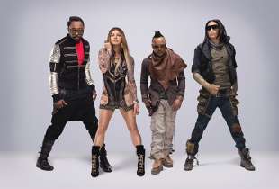 fergie con i black eyed peas 2