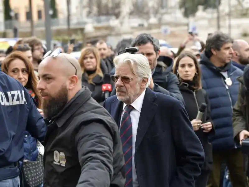 funerale costanzo   giancarlo giannini   foto di bacco