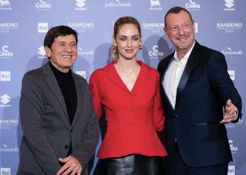 gianni morandi   chiara ferragni   amadeus   sanremo 2023.  