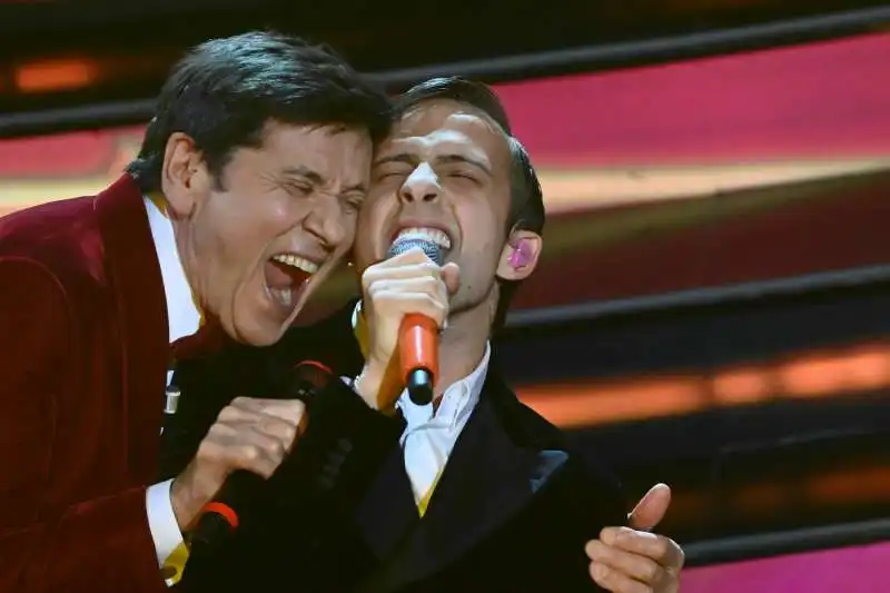 gianni morandi sangiovanni   terza serata sanremo 2023.    