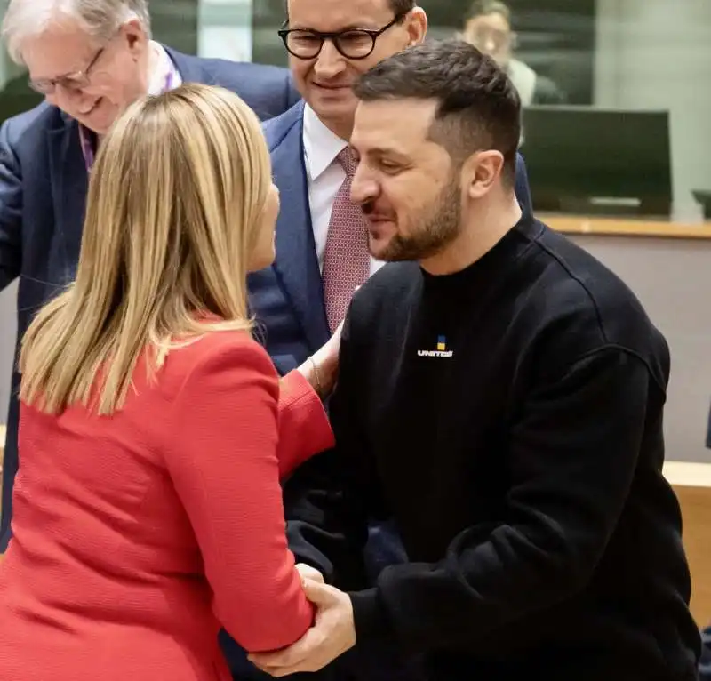 giorgia meloni incontra volodymyr zelensky a bruxelles  