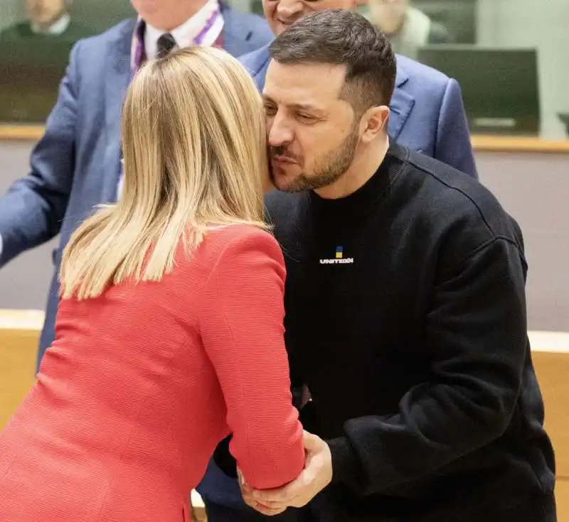 giorgia meloni incontra volodymyr zelensky a bruxelles  2