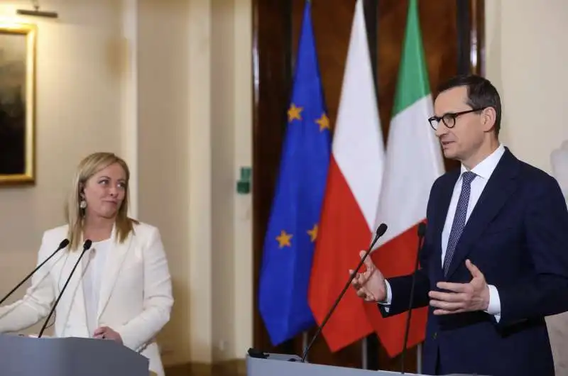 giorgia meloni mateusz morawiecki  