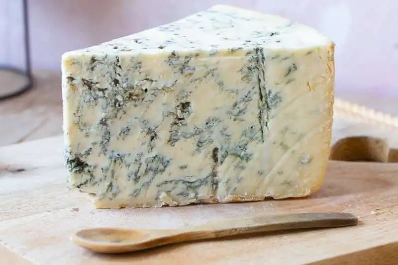 gorgonzola piccante 