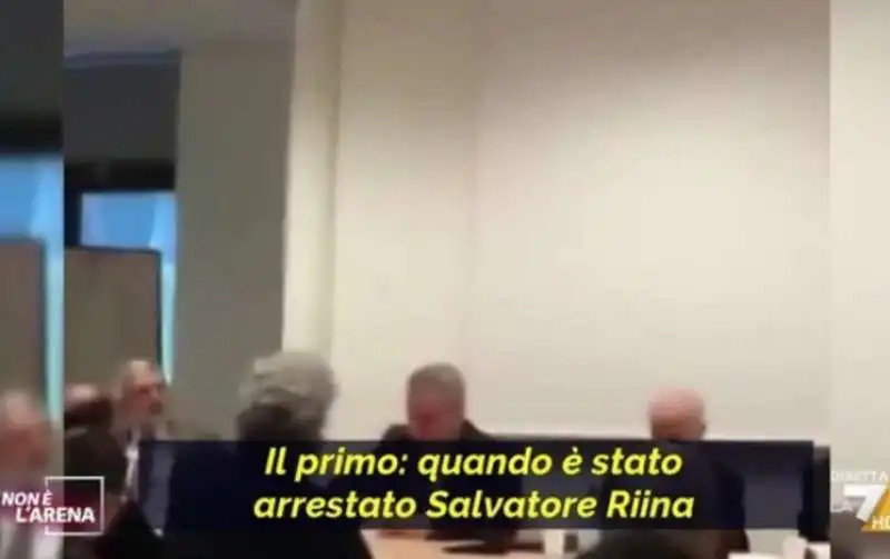 il video di giuseppe de donno  a non e l'arena 6