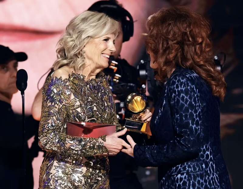 jill biden bonnie raitt grammy 2023