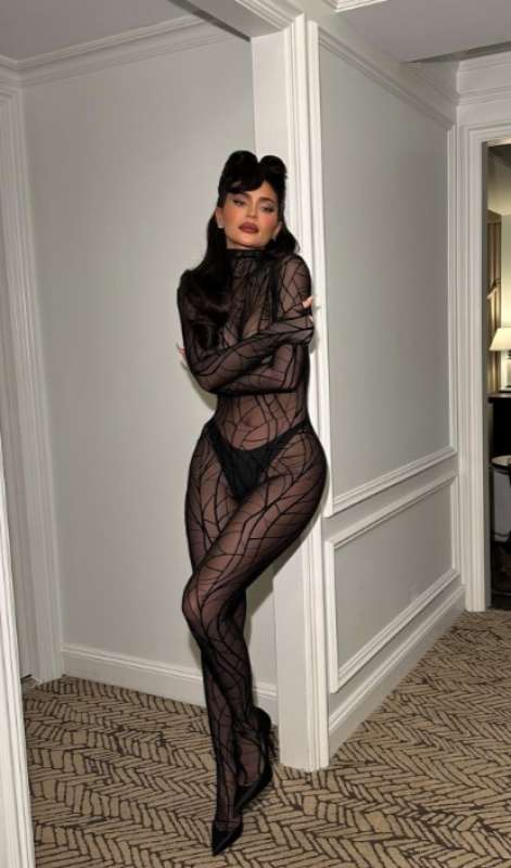 kylie jenner 16