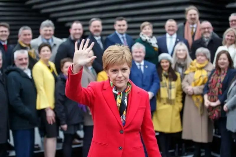 la premier scozzese nicola sturgeon dopo le dimissioni annunciate