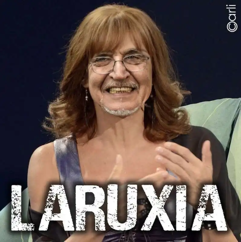 LARUXIA - MEME BY EMILIANO CARLI 