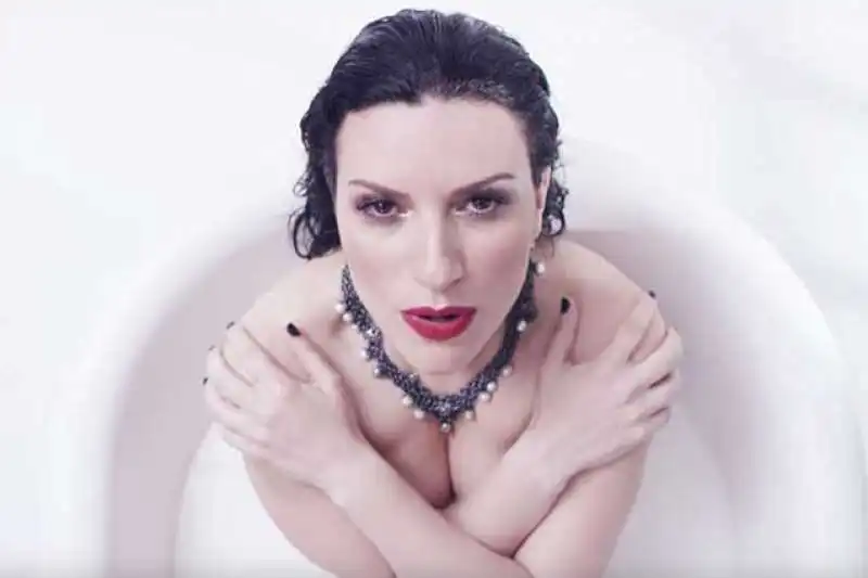 laura pausini 3