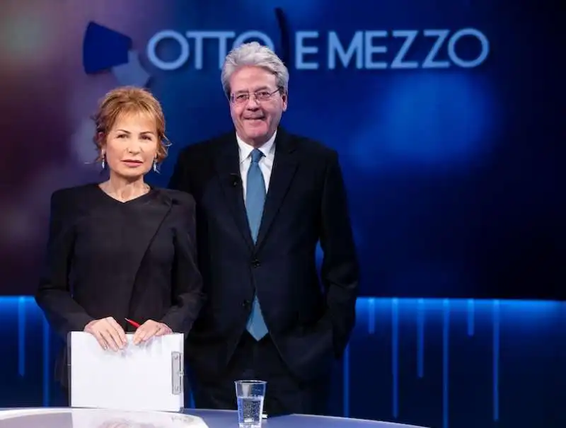 lilli gruber paolo gentiloni   otto e mezzo 