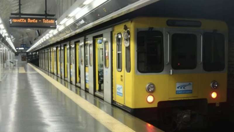 linea 1 metropolitana di napoli 4