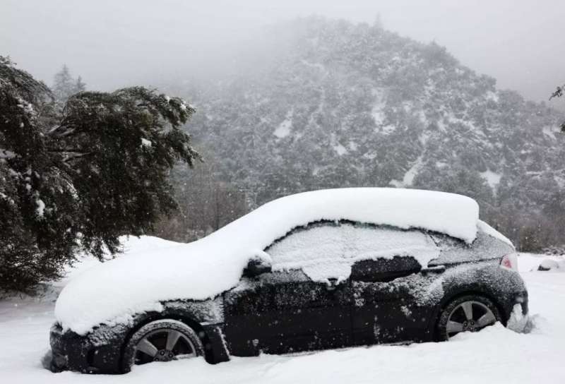 neve e maltempo in california 13