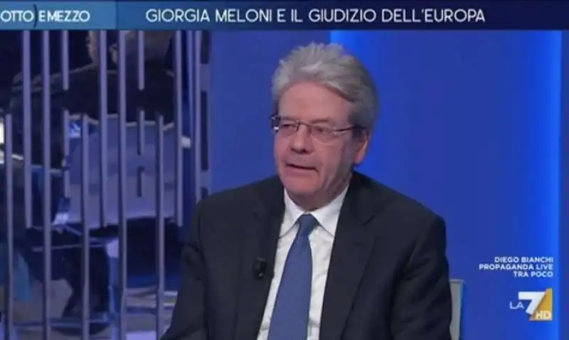 pallo gentiloni a otto e mezzo  