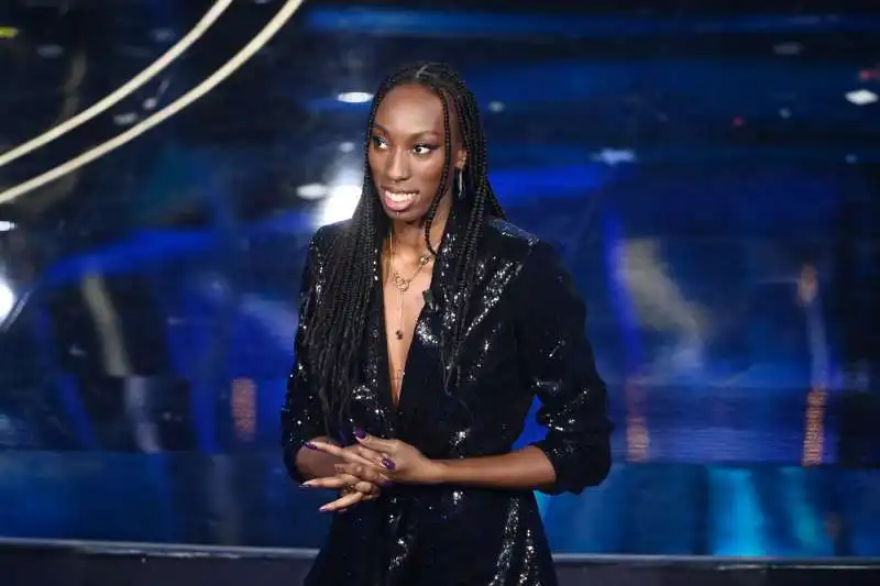 paola egonu   terza serata sanremo 2023.         