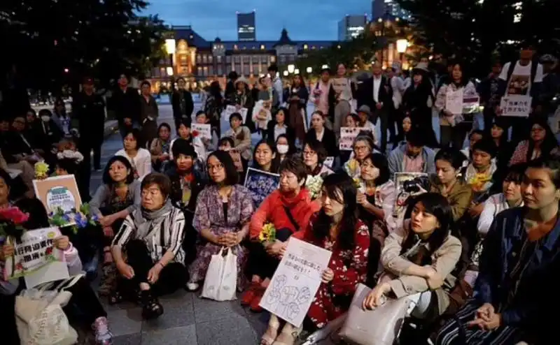 proteste contro eta del consenso in giappone 2