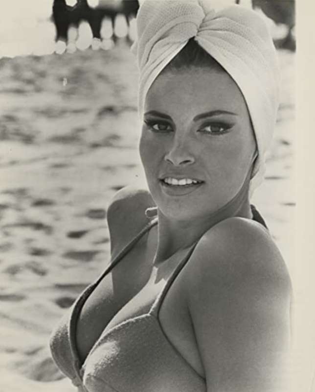 raquel welch colpo grosso alla napoletana. 1