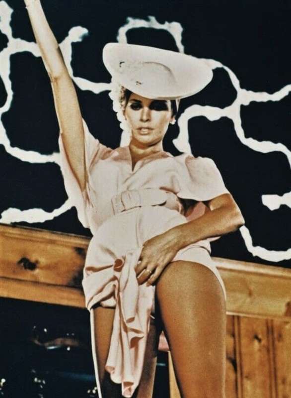 raquel welch il caso myra breckinridge. 1