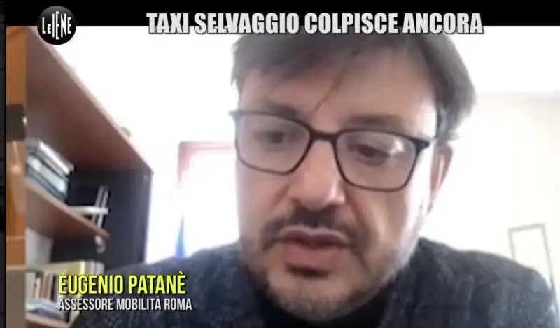 taxi selvaggio a roma   il servizio delle iene nicolo de devitiis e marco occhipinti   9