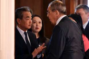 wang yi sergei lavrov