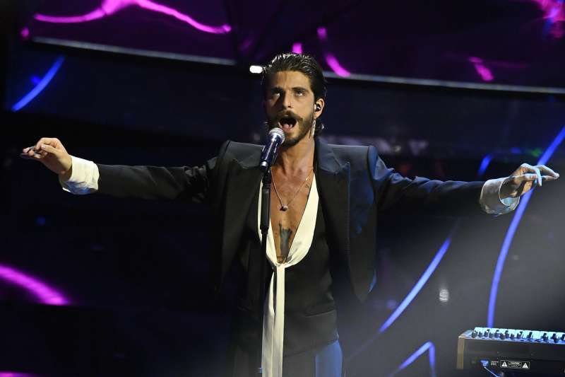 alessandro de santis santi francesi terza serata sanremo 2024