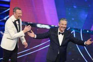 amadeus fiorello prima serata sanremo 2024