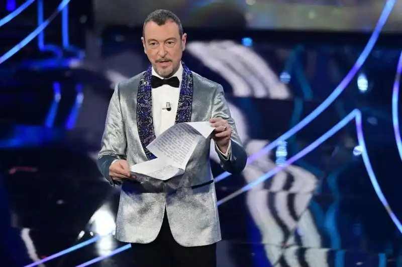 amadeus   quarta serata sanremo 2024