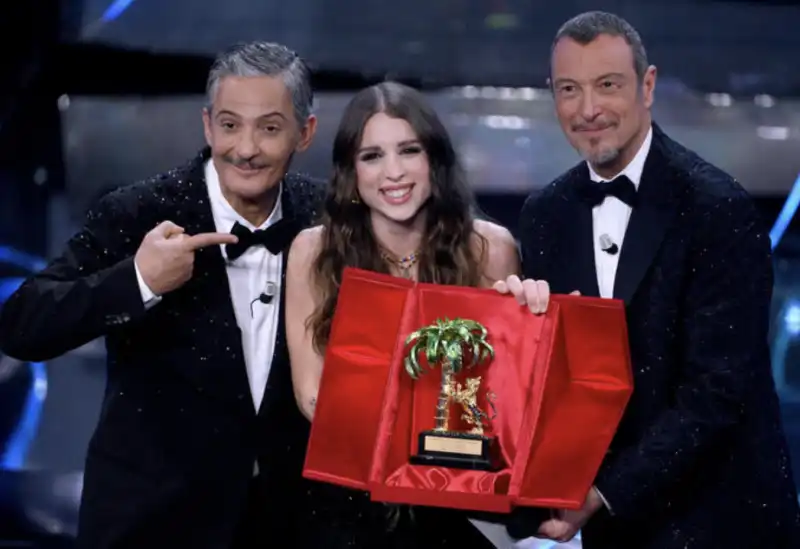 angelina mango vince sanremo 1 copia