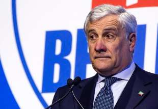 antonio tajani congresso forza italia