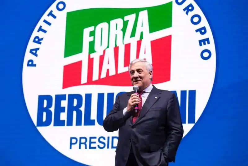 antonio tajani   congresso forza italia   