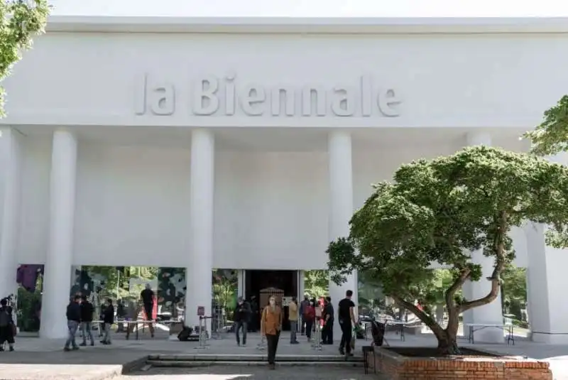 biennale d'arte di venezia 2