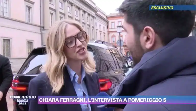 CHIARA FERRAGNI A POMERIGGIO CINQUE