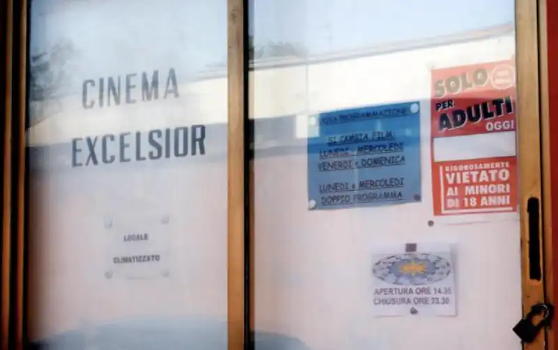 cinema a luci rosse 4