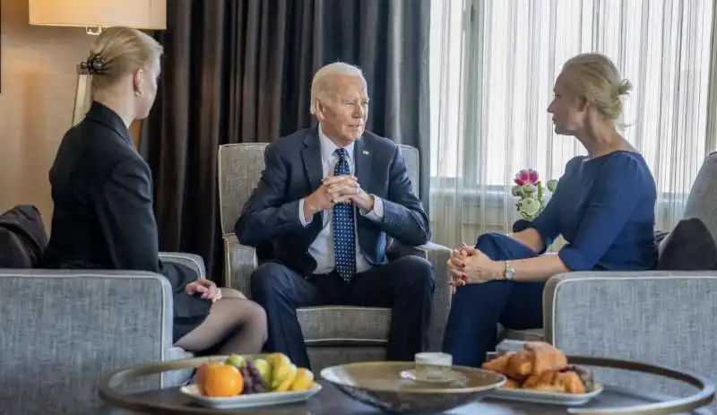 DASHA E YULIA NAVALNAYA CON JOE BIDEN 