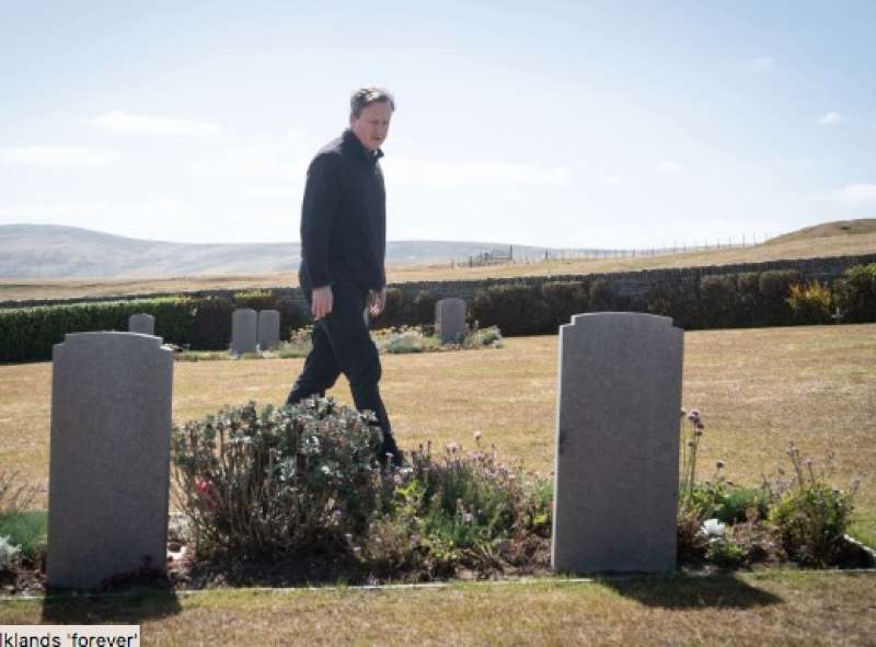 david cameron alle isole falkland - malvine