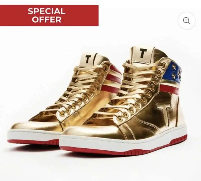 donald trump presenta le sue scarpe   5